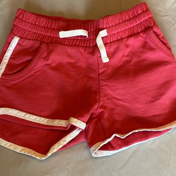 Gap size S 6-7 comfy shorts bundle. Good condition. - Picture 5 of 16